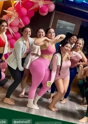 Izabellaleeperez OnlyFans Leaked Free Thumbnail Picture - #euebCXfh8H
