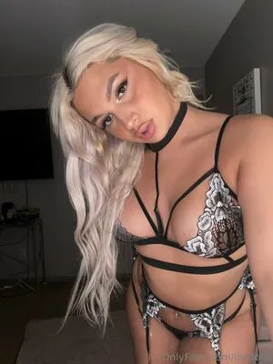 Izadolla OnlyFans Leaked Free Thumbnail Picture - #jgRAZsU1OJ