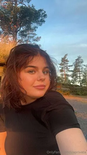 Izaprivata OnlyFans Leaked Free Thumbnail Picture - #BsABW0pgX0