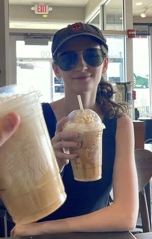 izassassin OnlyFans Leaked Free Thumbnail Picture - #Dkt4Ri7070