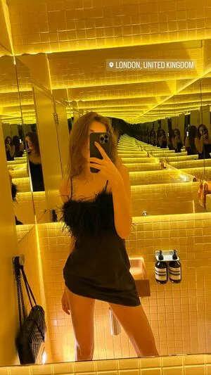 Izemmania OnlyFans Leaked Free Thumbnail Picture - #5eLvt1SQe5