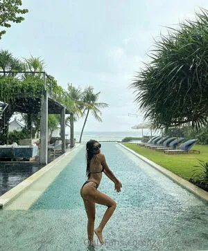 Izemmaniaa OnlyFans Leaked Free Thumbnail Picture - #V92j214G1E