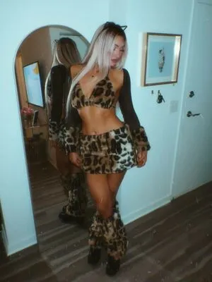 Izzi Dame OnlyFans Leaked Free Thumbnail Picture - #1NyWUyvNt3