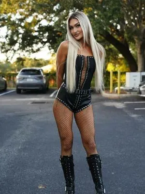 Izzi Dame OnlyFans Leaked Free Thumbnail Picture - #53D1njfcjU