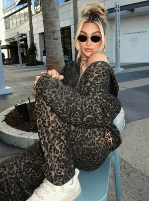 Izzi Dame OnlyFans Leaked Free Thumbnail Picture - #5xNWmKLX9p