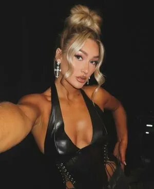 Izzi Dame OnlyFans Leaked Free Thumbnail Picture - #A3vorWZPeI