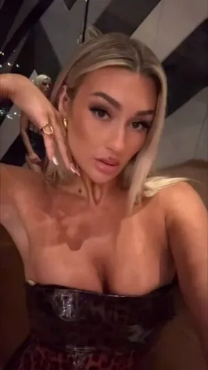 Izzi Dame OnlyFans Leaked Free Thumbnail Picture - #DK3psRl6F9