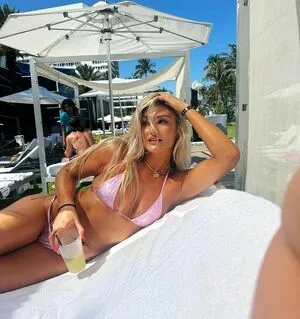 Izzi Dame OnlyFans Leaked Free Thumbnail Picture - #DRnqjF0TSd