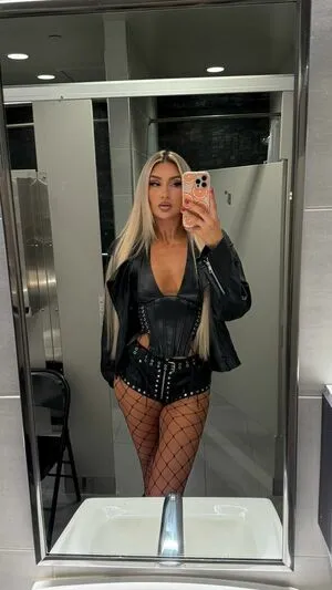 Izzi Dame OnlyFans Leaked Free Thumbnail Picture - #Fg3UuJ2f8y