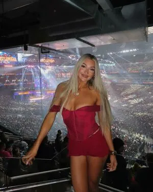 Izzi Dame OnlyFans Leaked Free Thumbnail Picture - #NJWClT3feD