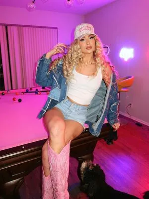 Izzi Dame OnlyFans Leaked Free Thumbnail Picture - #NKz7SrazET