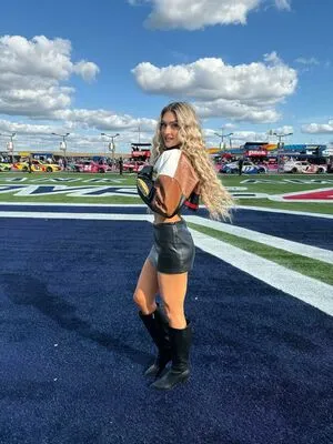 Izzi Dame OnlyFans Leaked Free Thumbnail Picture - #O8bmGnvUiH