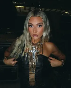 Izzi Dame OnlyFans Leaked Free Thumbnail Picture - #Q3XkfFsxwR