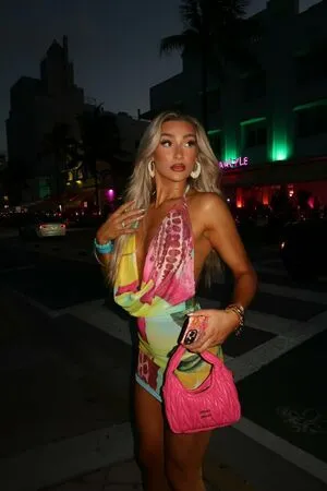 Izzi Dame OnlyFans Leaked Free Thumbnail Picture - #SlUXJJvMiU