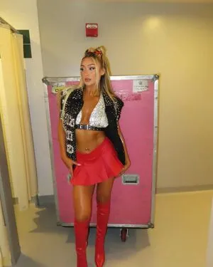 Izzi Dame OnlyFans Leaked Free Thumbnail Picture - #UwwRdaWIZv