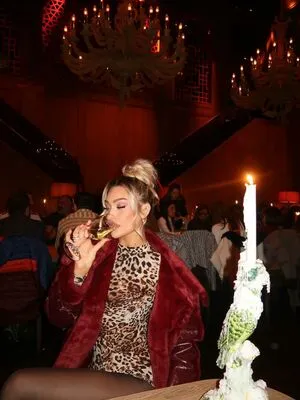 Izzi Dame OnlyFans Leaked Free Thumbnail Picture - #d3Hk87cFSb