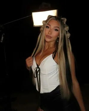 Izzi Dame OnlyFans Leaked Free Thumbnail Picture - #f7RtwytPXo