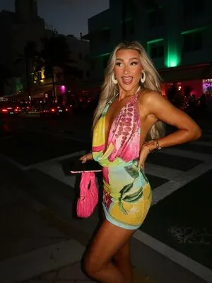 Izzi Dame OnlyFans Leaked Free Thumbnail Picture - #fpo3JG0MoE