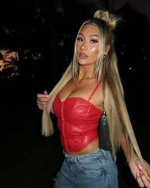 Izzi Dame OnlyFans Leaked Free Thumbnail Picture - #gz7QLenStZ