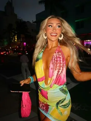 Izzi Dame OnlyFans Leaked Free Thumbnail Picture - #lMvstsWpl1