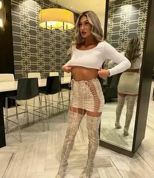 Izzi Dame OnlyFans Leaked Free Thumbnail Picture - #ncJWHQ5ET1