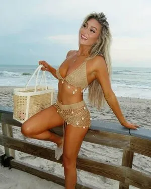 Izzi Dame OnlyFans Leaked Free Thumbnail Picture - #xBHAKfJCgs