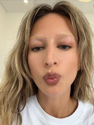 Izzipoopi OnlyFans Leaked Free Thumbnail Picture - #US14VGJlcI