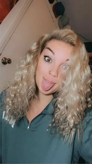 Izziyo14 OnlyFans Leaked Free Thumbnail Picture - #ypq3RUDvIW