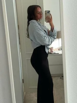 Izzy Davies OnlyFans Leaked Free Thumbnail Picture - #1He66fFKTB