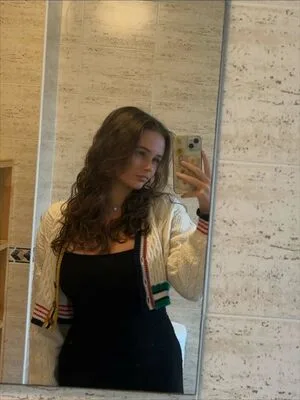 Izzy Davies OnlyFans Leaked Free Thumbnail Picture - #NvPW8Fkc1b