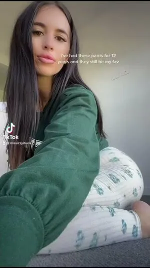 Izzy Davies OnlyFans Leaked Free Thumbnail Picture - #cqDOHCEMed