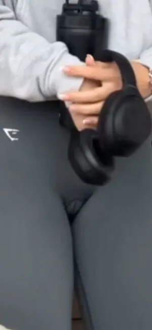 Izzy Flannery Izzyflannery OnlyFans Leaked Free Thumbnail Picture - #CavDrf91oh