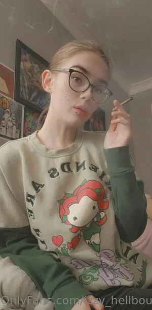 Izzy Hellbourne OnlyFans Leaked Free Thumbnail Picture - #pnGuSeqfdt