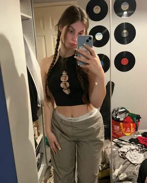 Izzy Lewis OnlyFans Leaked Free Thumbnail Picture - #w056BBZ85P