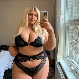 Izzy Nicholls OnlyFans Leaked Free Thumbnail Picture - #20oUba2aVN