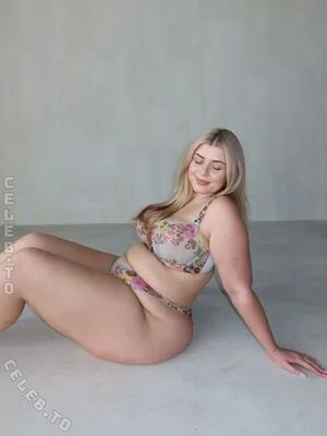 Izzy Nicholls OnlyFans Leaked Free Thumbnail Picture - #2lZkG9CLa6