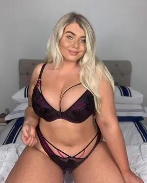 Izzy Nicholls OnlyFans Leaked Free Thumbnail Picture - #AECvPMoClu