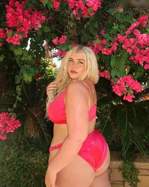 Izzy Nicholls OnlyFans Leaked Free Thumbnail Picture - #Lpn3FZIz0n