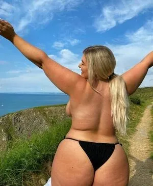 Izzy Nicholls OnlyFans Leaked Free Thumbnail Picture - #McSUiFrzGW