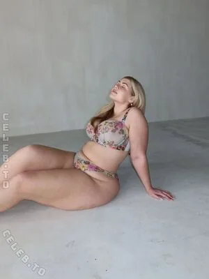 Izzy Nicholls OnlyFans Leaked Free Thumbnail Picture - #WOdOBEdwAB