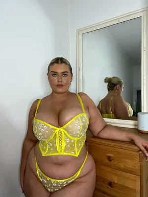 Izzy Nicholls OnlyFans Leaked Free Thumbnail Picture - #fSQlxBBT21