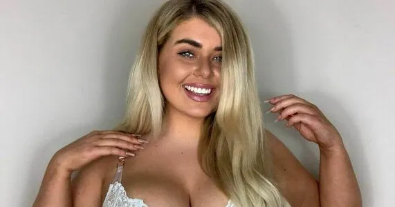 Izzy Nicholls OnlyFans Leaked Free Thumbnail Picture - #hwegrFT4ae