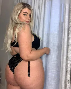 Izzy Nicholls OnlyFans Leaked Free Thumbnail Picture - #j7z5SbdCb1