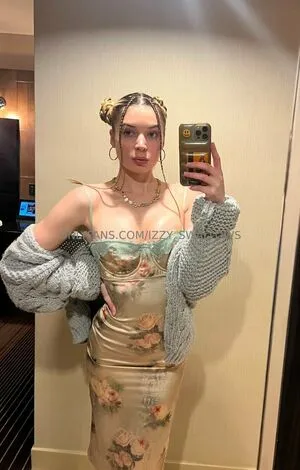 Izzy Swallows OnlyFans Leaked Free Thumbnail Picture - #OZXPJozbbu