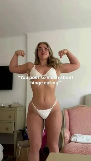 Izzy Swin OnlyFans Leaked Free Thumbnail Picture - #8B310bRpx1
