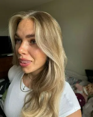 Izzy Swin OnlyFans Leaked Free Thumbnail Picture - #EMNwLou1qH