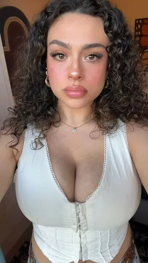 Izzybellalomb OnlyFans Leaked Free Thumbnail Picture - #xOrWnBd79e