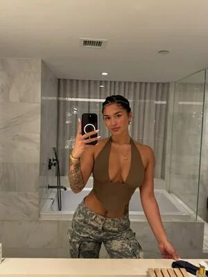 Izzyflannery OnlyFans Leaked Free Thumbnail Picture - #2DuBVZDbng