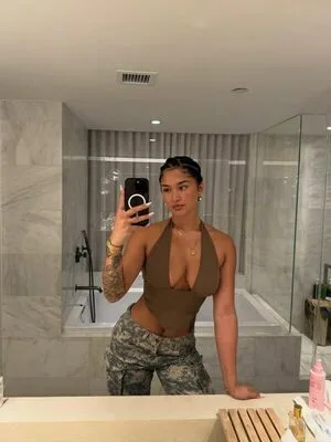 Izzyflannery OnlyFans Leaked Free Thumbnail Picture - #3DD5dBrIco
