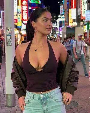 Izzyflannery OnlyFans Leaked Free Thumbnail Picture - #EnqaGolFhe